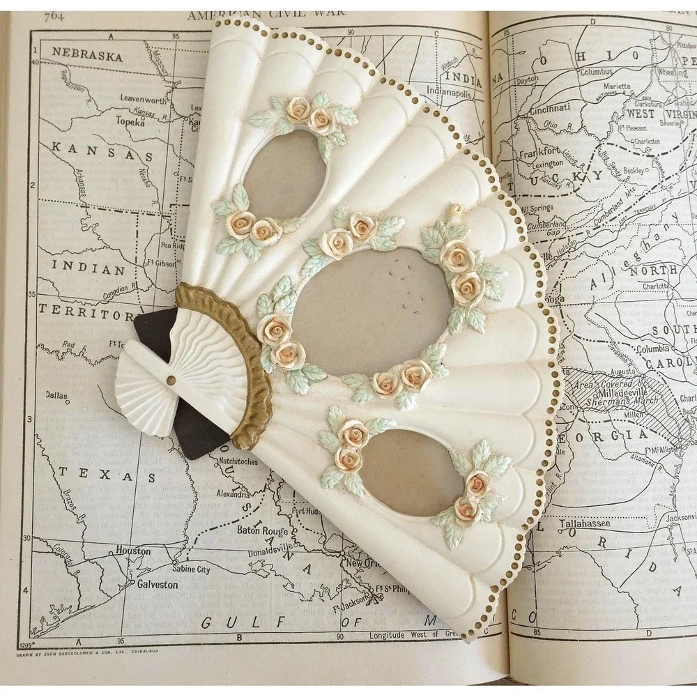 Vintage Fan Shaped Roses Picture‎ Frame with Easel back